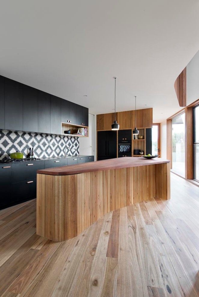 Bamboo Sherman Oaks for a Contemporary Kitchen with a Curved Kitchen Island and Bluff House Kitchen, Void by Auhaus Architecture