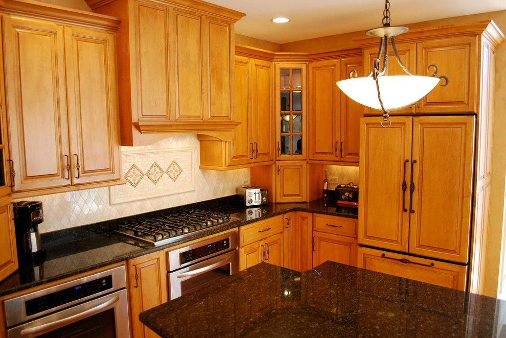 Barrington Estates for a Traditional Kitchen with a Knotty Cherry and North Barrington, Il Kitchen Remodel by Sauer Kitchen Solutions | Custom by Greenfield Cabinetry (Il•Wi•Mn) American Made