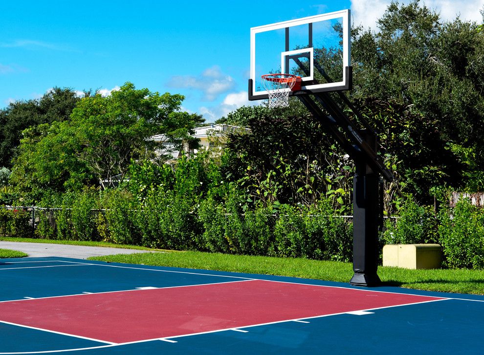 Basketball Court Measurements for a Traditional Landscape with a Concrete Slab and Gus D's Pro Dunk Diamond Basketball System on a 50x35 in Miami, Fl by Pro Dunk Hoops