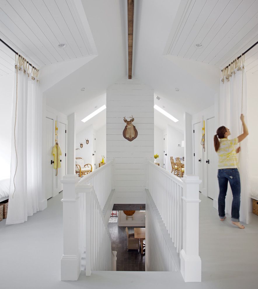 Benjamin Moore Whites for a Beach Style Hall with a Family Gathering and Sleeping Loft by Rethink Design Studio