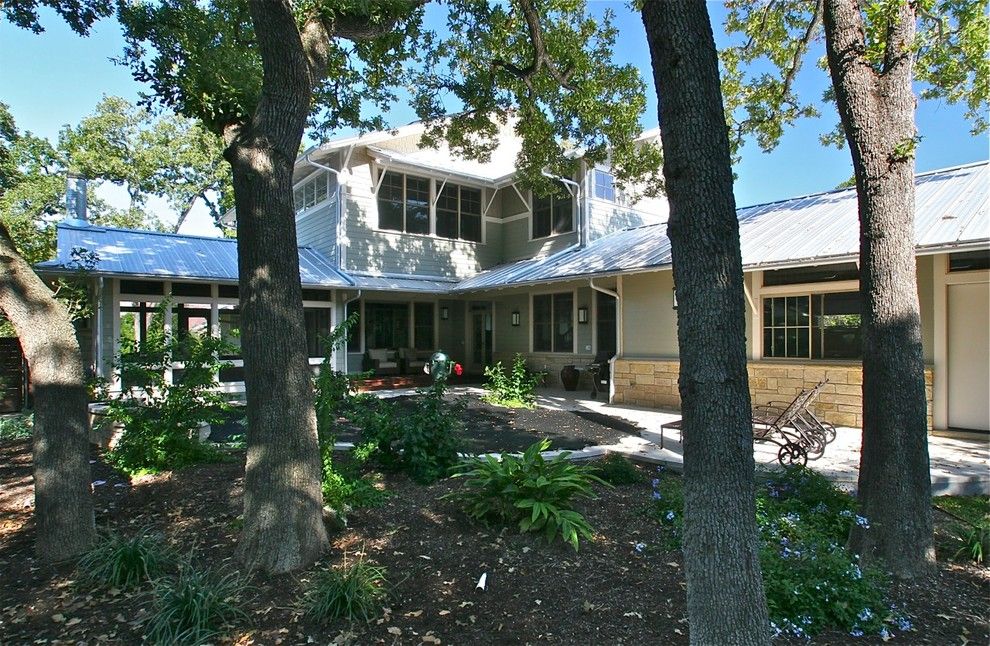 Bungalow Austin for a Traditional Landscape with a Alan Barley and Tarrytown Bungalow by Barley|Pfeiffer Architecture