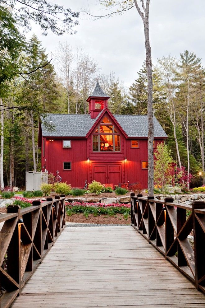 Cabot House Furniture for a Farmhouse Exterior with a New England and the Bennington Carriage House by Yankee Barn Homes