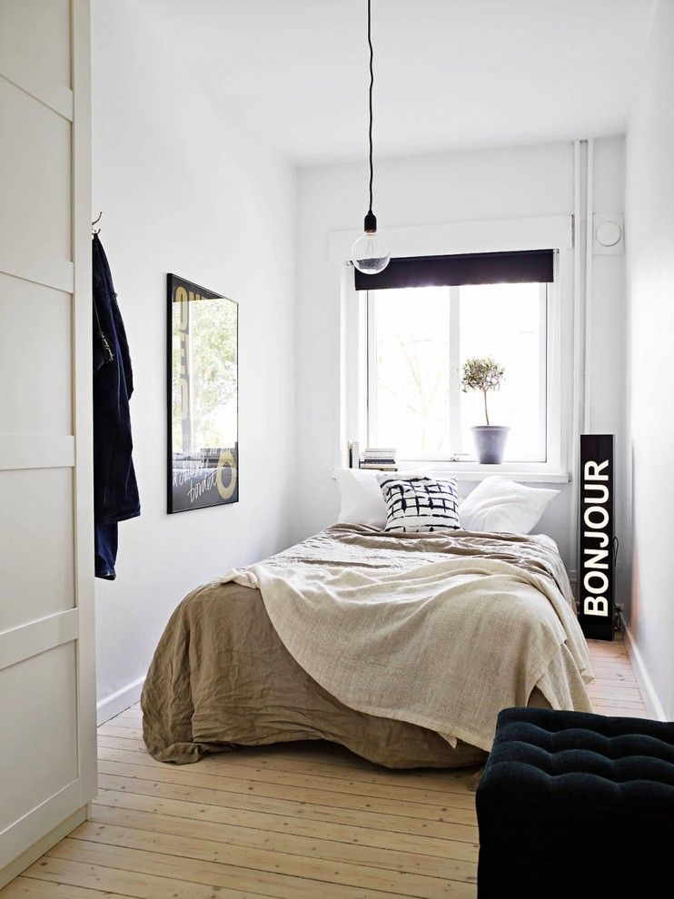 California King Bed Dimensions for a Scandinavian Bedroom with a Neutral Colors and Nórdico Dormitorio by Houzz.com