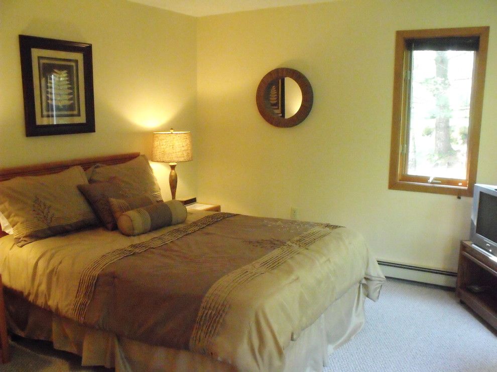 Carroll Realty for a Traditional Bedroom with a Traditional and Bretton Woods Forest Cottage, Carroll Nh by Peabody Smith Realty, Inc.