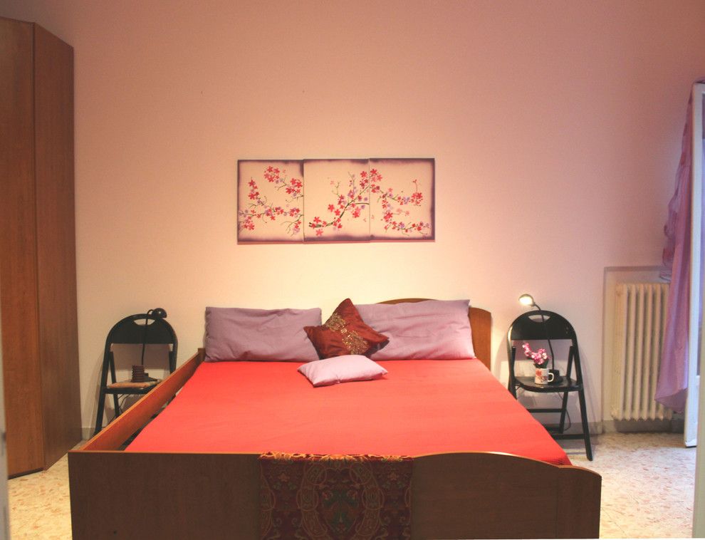 Cat 5e vs Cat 6 for a Modern Bedroom with a Allestimento Abitazione in Vendita and Foto Home Staging by Ilaria Romanini