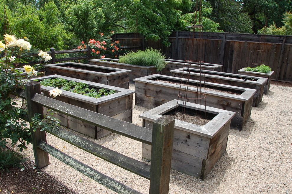 Chagrin Pet and Garden for a Farmhouse Landscape with a Raised Bed and Napa Valley, Ca by Back Bay Stone Supply