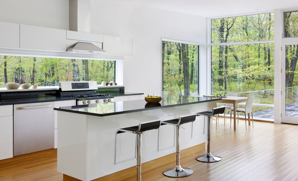 Cleaning Windows with Vinegar for a Modern Kitchen with a Modern Home and 20 Old Oaks by River Architects