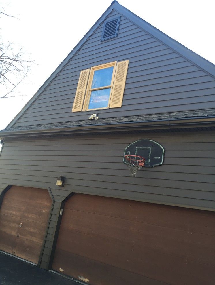 Clearview Windows for a Rustic Exterior with a Stone Veneer and Insulated Wide Lap Vinyl Siding System   Chesterfield, Mo by Clearview Windows and Siding