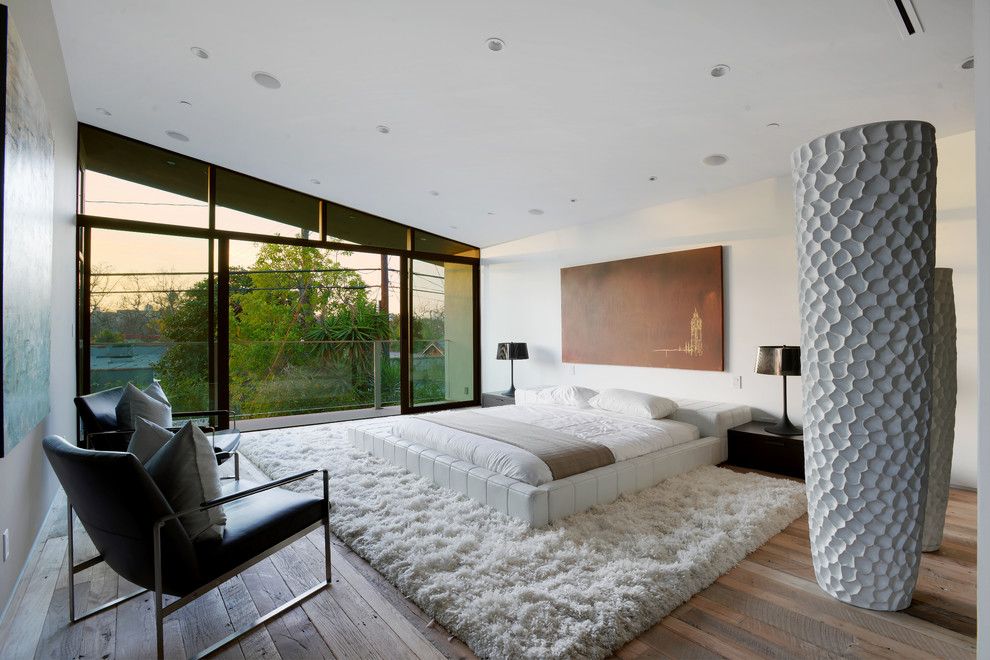 Cmc Construction Services for a Contemporary Bedroom with a Brown Wall Art and Mansfield Residence in Los Angeles by Hillstar Construction Services