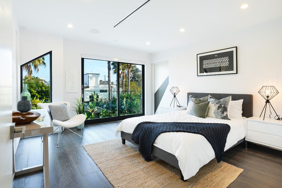 Cmc Construction Services for a Contemporary Bedroom with a Chair and Venice Beach by Hillstar Construction Services