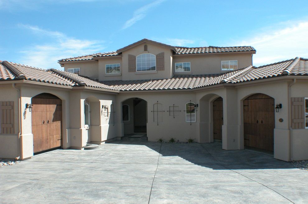 Costco Reno Nv for a Mediterranean Exterior with a Home Office and Manzanita Residence by Par 3 Design Group, Ltd.