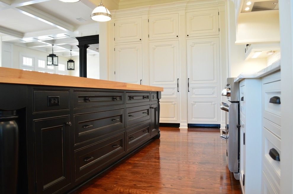 Craigslist Houston Appliances for a Transitional Kitchen with a Stainless Steel Appliances and Mary Ross Colonial Estate by Factory Builder Stores