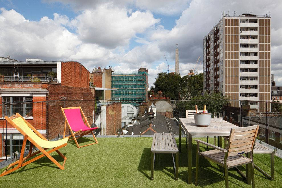 Daytime Tri Cities for a Contemporary Deck with a London and Clerkenwell Roof Extension + Renovation by Robert Rhodes Architecture + Interiors