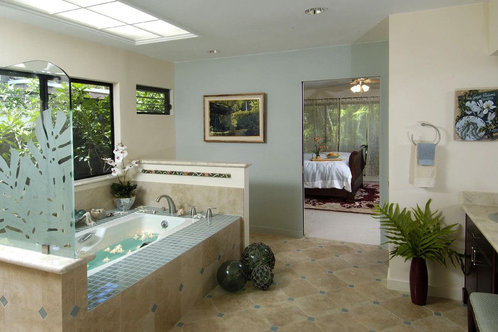 Diamond Vogel Paint for a Tropical Bathroom with a Recessed Lighting and Hawaii Kai Harmony by Archipelago Hawaii Luxury Home Designs