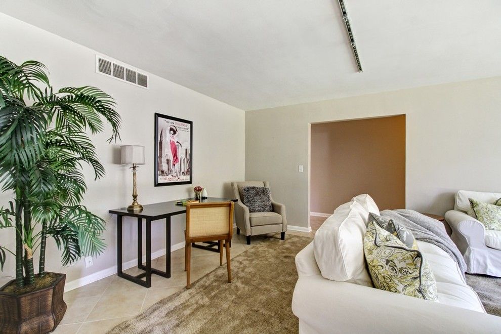 Dr Horton Jacksonville Fl for a  Spaces with a Design and 8139 Maderia Dr, Jacksonville, Fl 32217 by Rave Reviews Home Staging