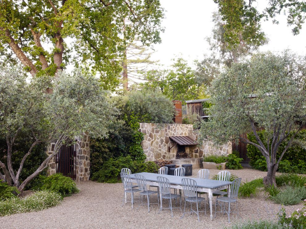 Farmstead St Helena for a Traditional Landscape with a Stone Wall and St. Helena Rural Contemporary by Roche+Roche Landscape Architecture