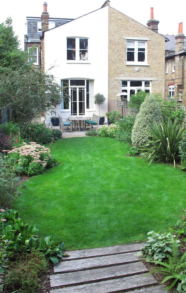 Fenton House Fenton Mi for a Traditional Landscape with a Grey Paving and Garden with Oval Lawns by Fenton Roberts Garden Design