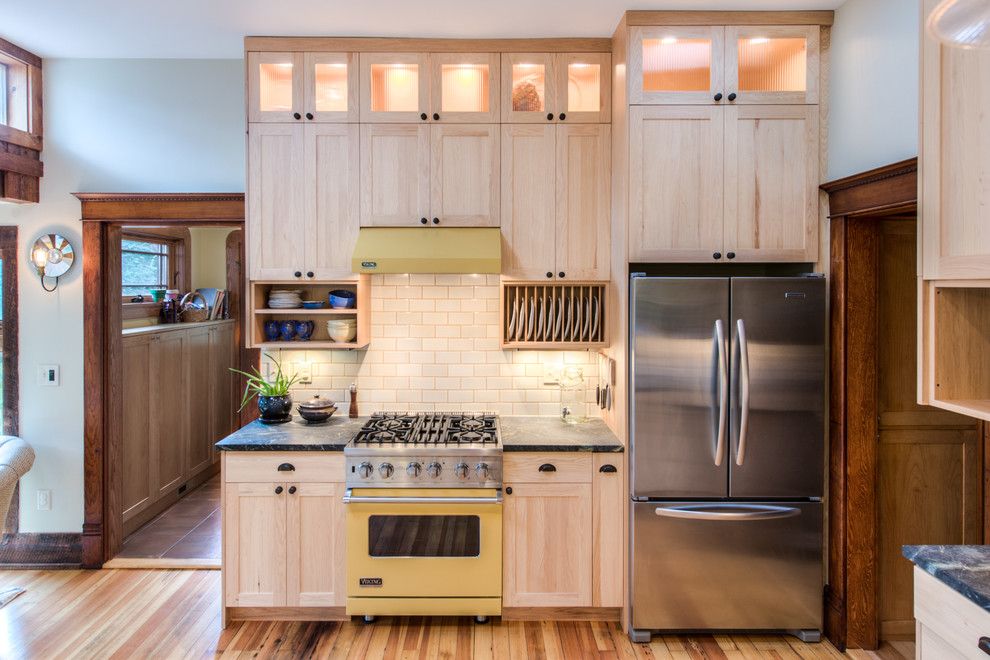 Gas Dryer vs Electric for a Transitional Kitchen with a Wood Trim and Sherwood by Highcraft Builders