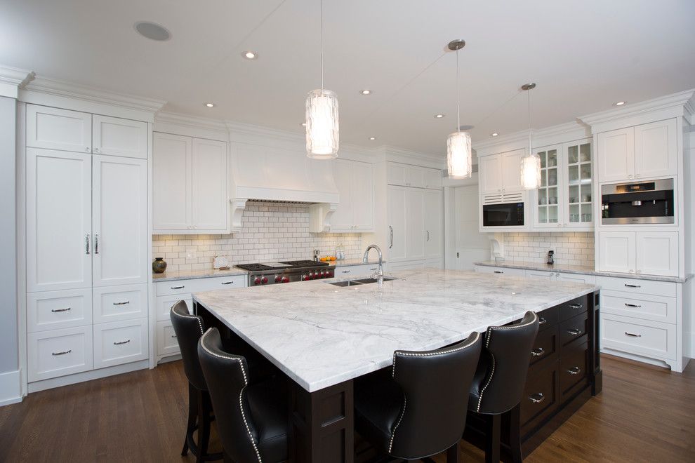 Gemcraft Homes for a Transitional Kitchen with a Large Kitchen Island and Elboya by Stonebridge Crafted Homes