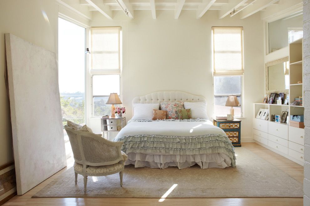 Goldsteins Furniture for a Shabby Chic Style Bedroom with a Sun Light and Neunsinger Residence by Juan Felipe Goldstein Design Co.