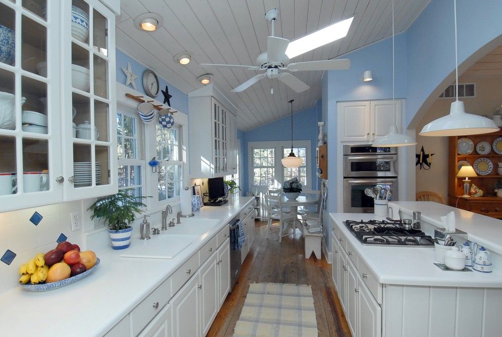 Grandview Heights Schools for a Eclectic Kitchen with a Pendant Lighting and Doll House by Emw Architecture