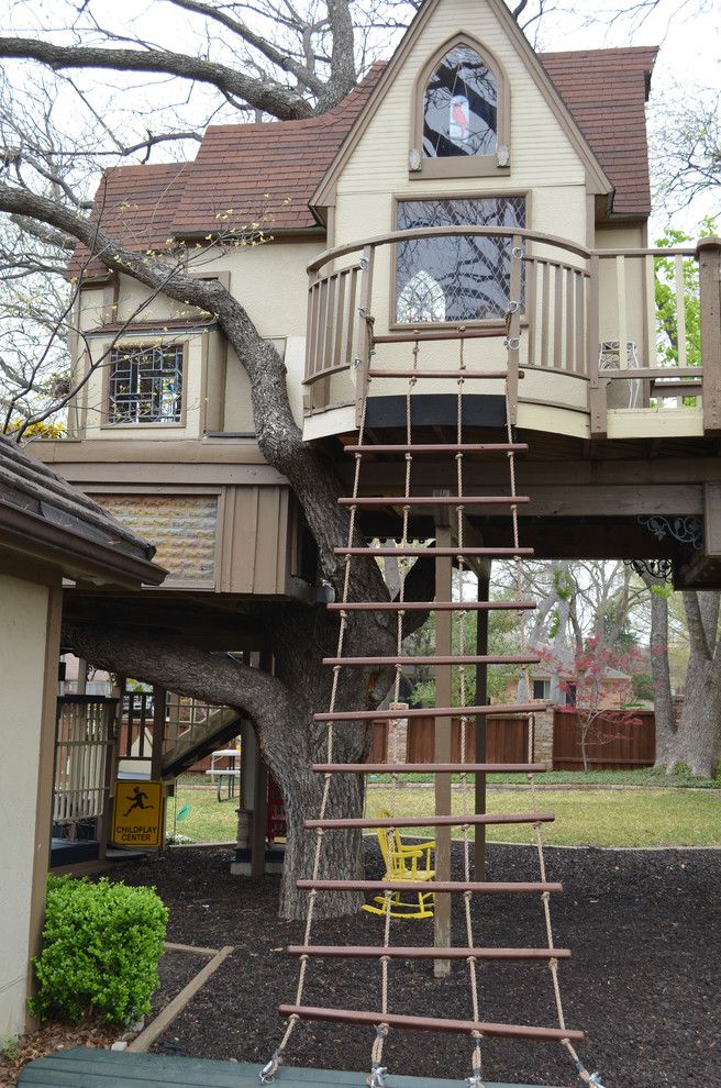 Hillmeade Apartments for a Eclectic Landscape with a Mulch and the Most Incredible Kids' Tree House You'll Ever See? by Sarah Greenman