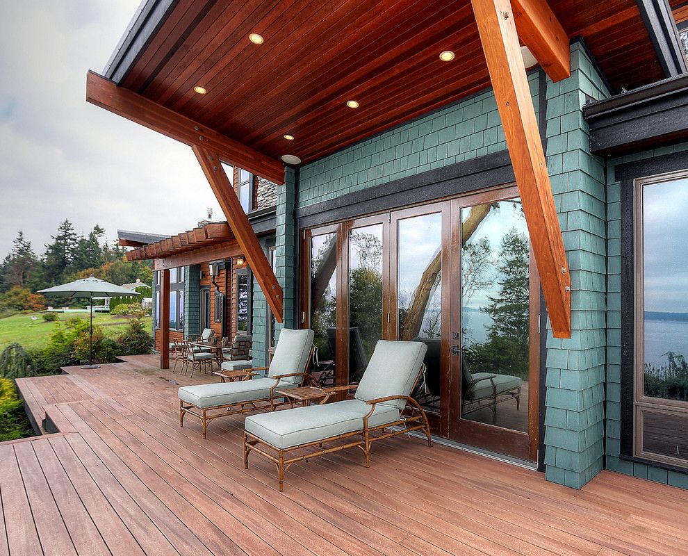 Hooks Chicken and Fish for a Craftsman Deck with a Blue Shingle Siding and Woodlawn Road by Dan Nelson, Designs Northwest Architects