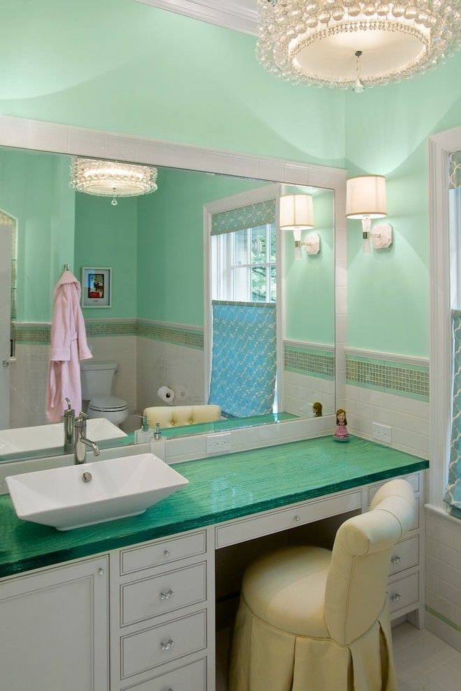 Hyde Park Pittsburgh for a Traditional Bathroom with a Girls Bathroom and Hyde Park Addition & Renovation by Camery Hensley Construction, Ltd