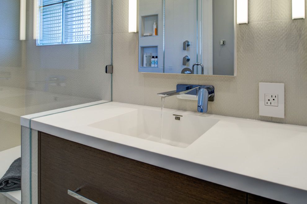 Infiniti Thousand Oaks for a Modern Bathroom with a Baldwin and Berkeley Thousand Oaks Modern Master Bathroom by Design Set Match