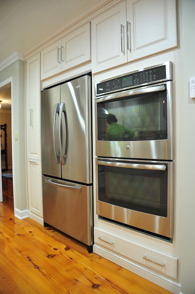 Inscape for a Contemporary Kitchen with a Contemporary and Neutral, Traditional Kitchen with Modern Flair   Newton, Ga by Inscape Design Studio