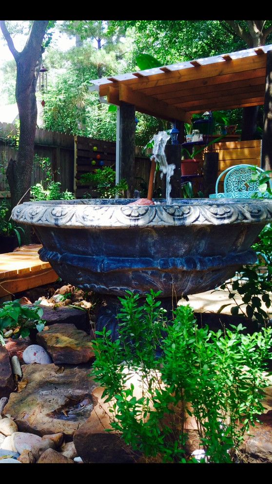 Kabloom for a Eclectic Patio with a Custom Yard and Swifts 2015 by Kabloom Landscaping