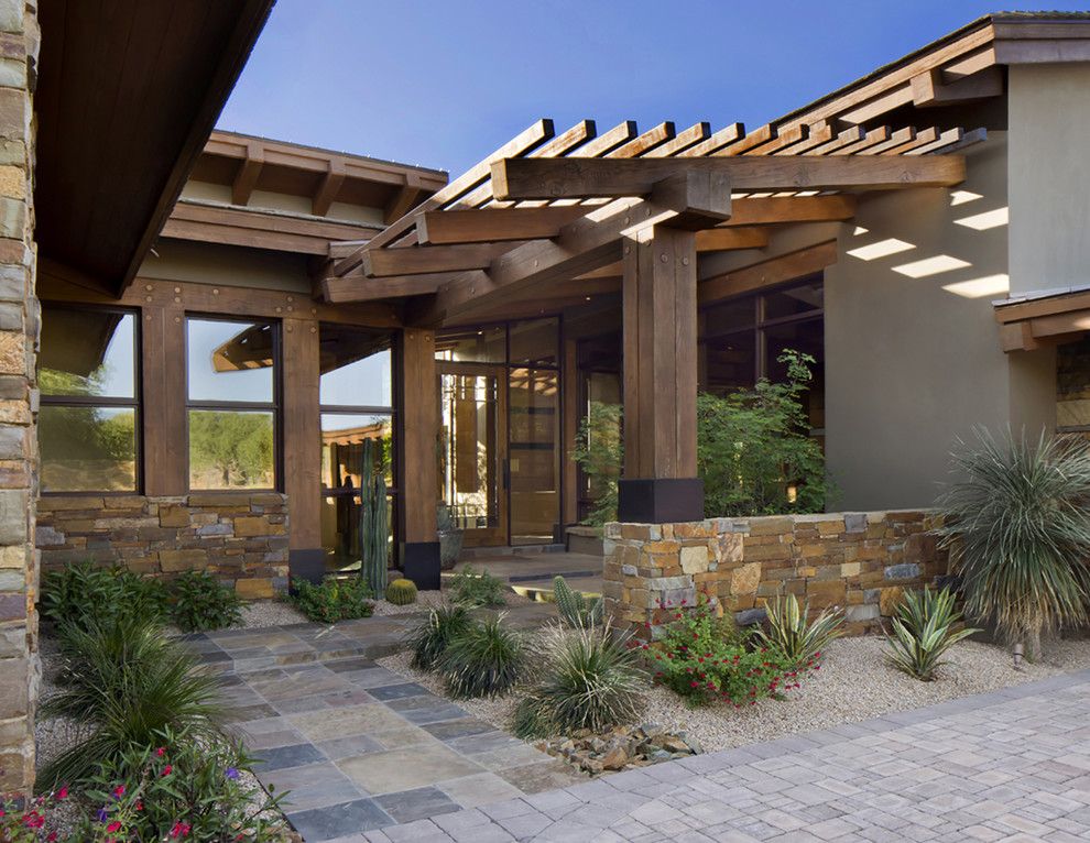 Lellis for a Craftsman Landscape with a Cactus and Modern Post and Beam by Urban Design Associates