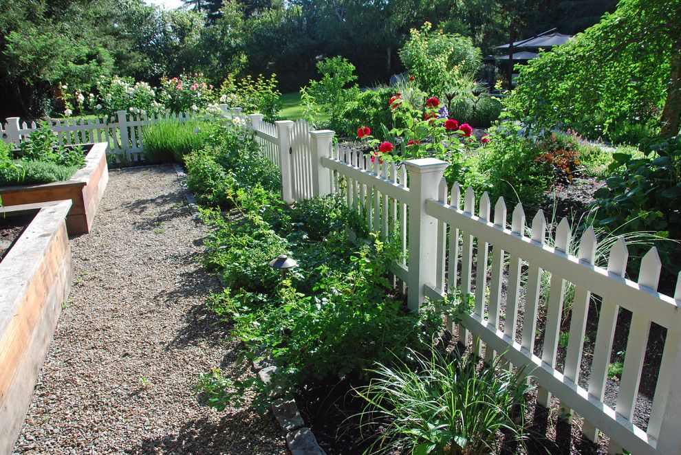 Lencioni for a Traditional Landscape with a Picket and Backyard Retreat by John Montgomery Landscape Architects