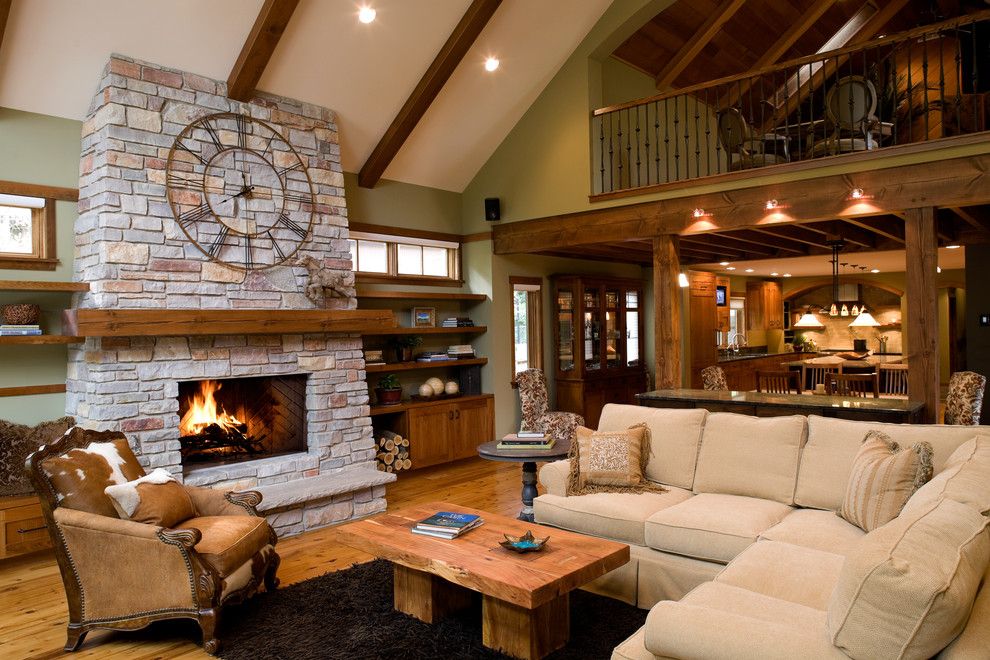 Lennar Homes Reviews for a Traditional Family Room with a Loft and Mountain Charm by Streeter & Associates, Inc.