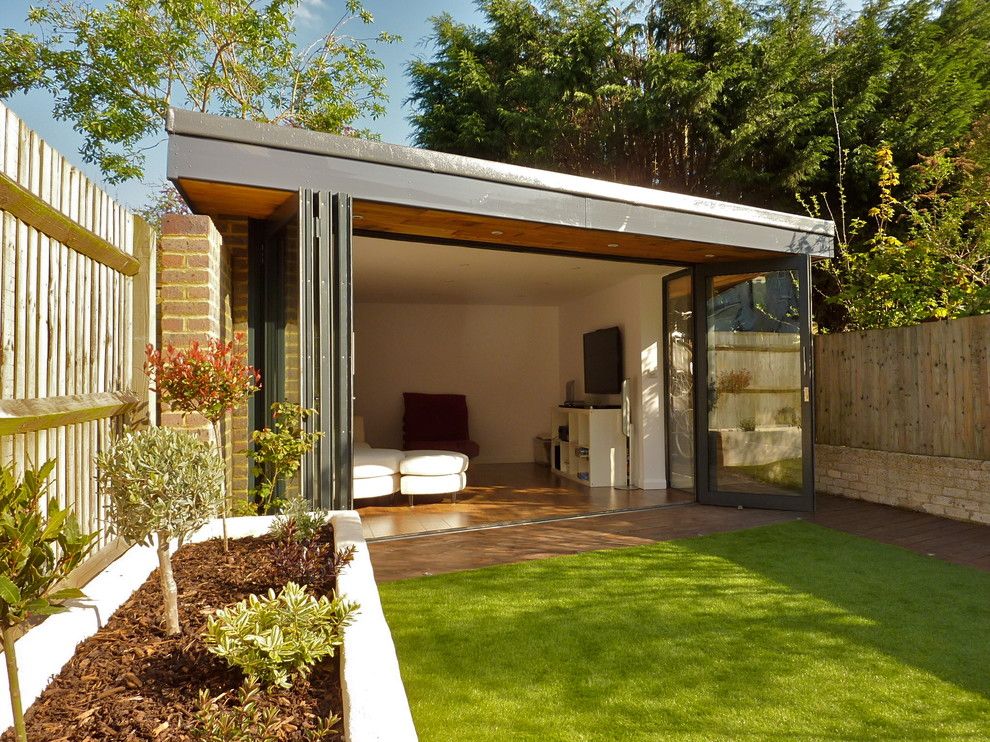 Longview Lawn and Garden for a Contemporary Shed with a Groomed Lawn and Studio/ Den/ Music Room at the Bottom of a Garden in South West London by Vc Design Architectural Services