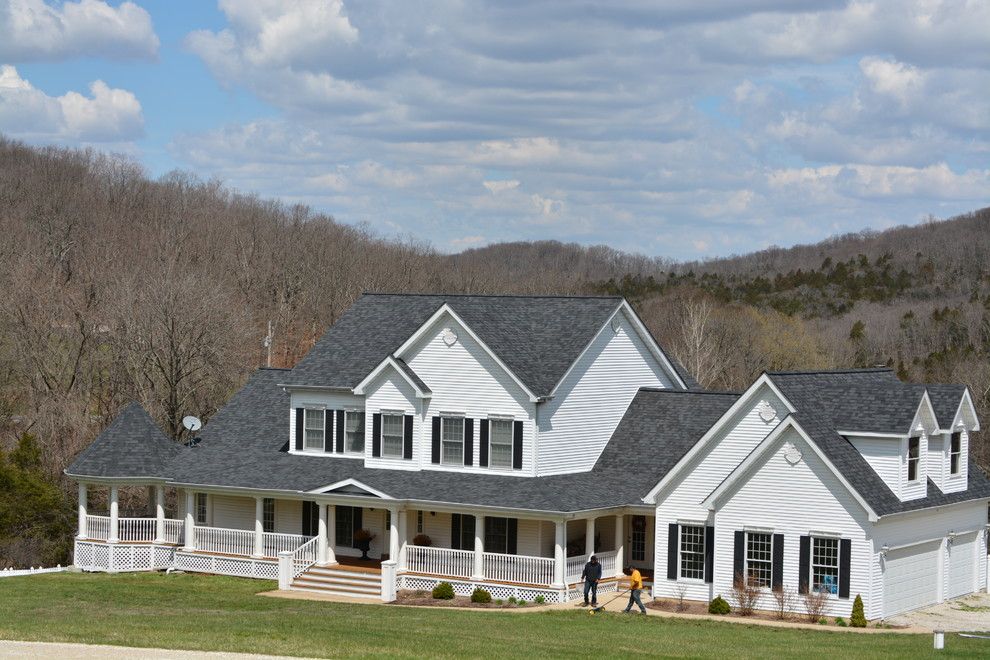 Malarkey Shingles for a Farmhouse Exterior with a Architectural and Pacific, Mo by Constructors 911