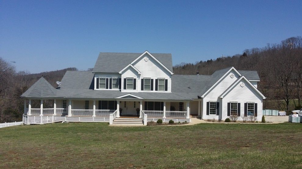 Malarkey Shingles for a Farmhouse Spaces with a Asphalt and Pacific, Mo by Constructors 911