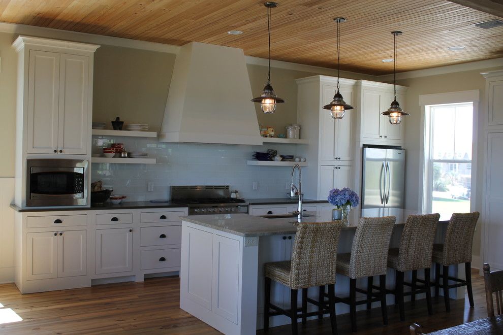 Ono Island for a Transitional Kitchen with a Transitional and Ono Island Beach House by Trio Kitchen Design