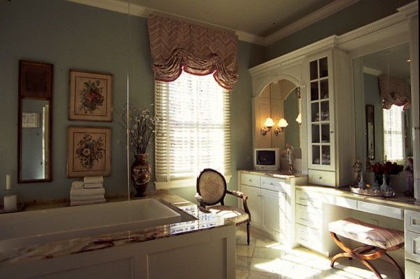 Overstock Lexington Ky for a Traditional Bathroom with a Bathroom and Barrow Wood Lane, Lexington Ky by Warner Builders