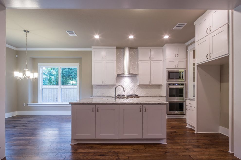 Parkview Homes for a Craftsman Kitchen with a Range Hood and Parkview, Austin, Tx by Brohn Homes