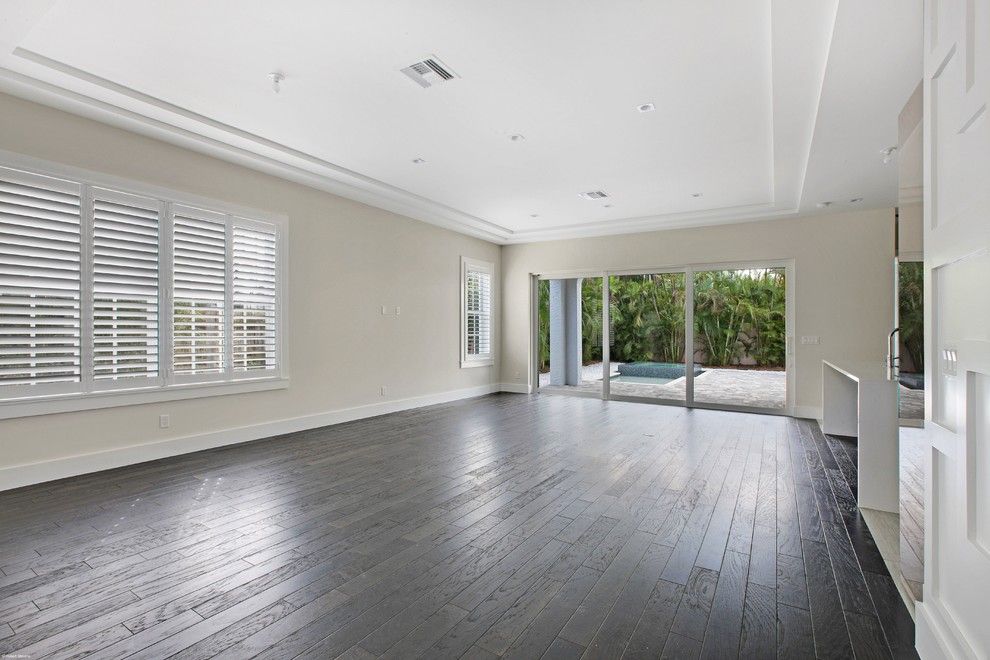 Patio Delray for a Mediterranean Living Room with a Open Floor Plan and 412 by Marc Julien Homes