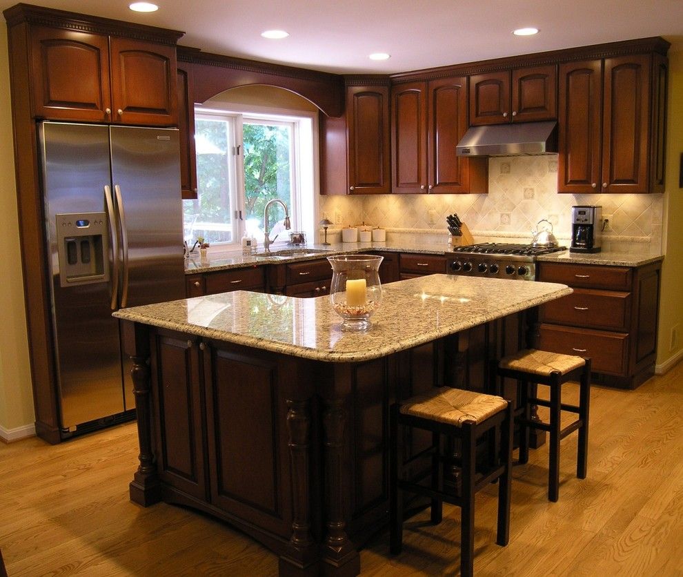 Pf Changs Albuquerque for a Traditional Kitchen with a Cherry Wood and Balberde Kitchen 2 by Cameo Kitchens, Inc.