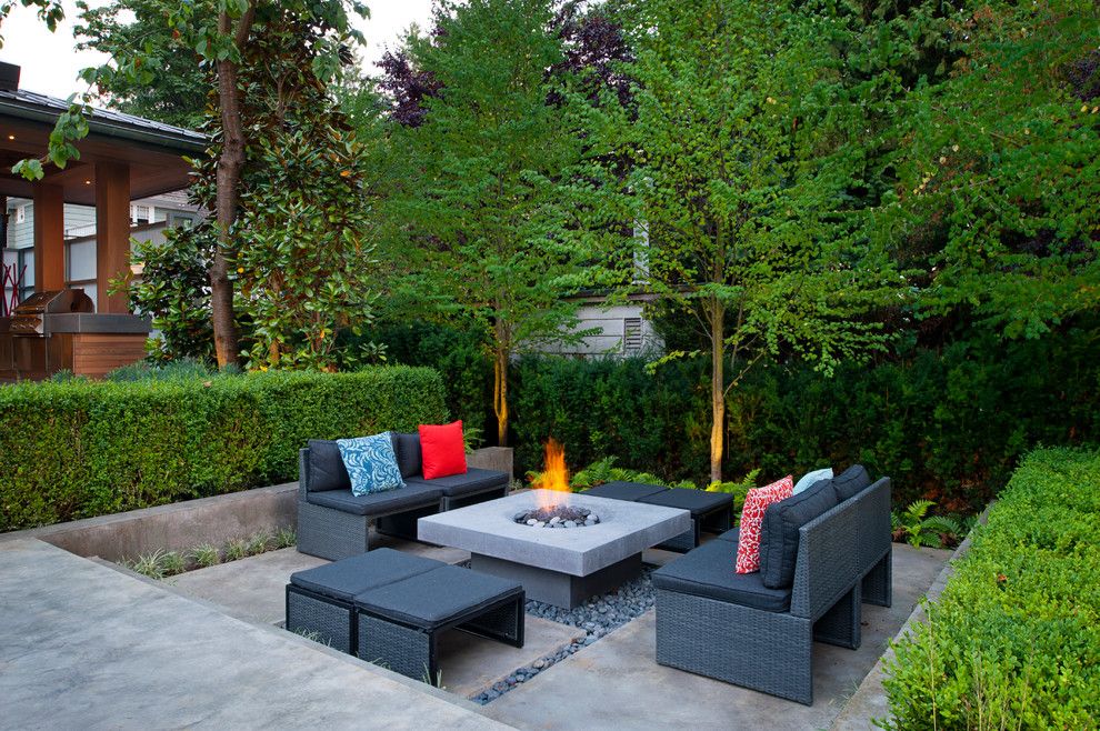 Pilgrim Furniture City for a Contemporary Patio with a Concrete and Exteriors by Revival Arts | Architectural Photography