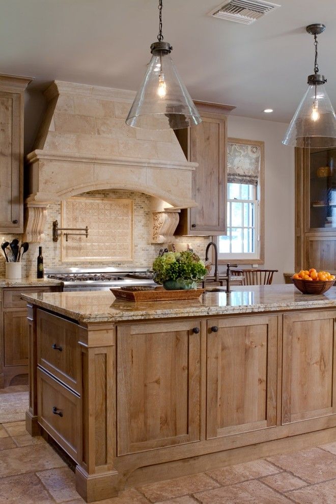 Pismo Dunes for a Traditional Kitchen with a Traditional and Charmean Neithart Interiors, Llc. by Charmean Neithart Interiors