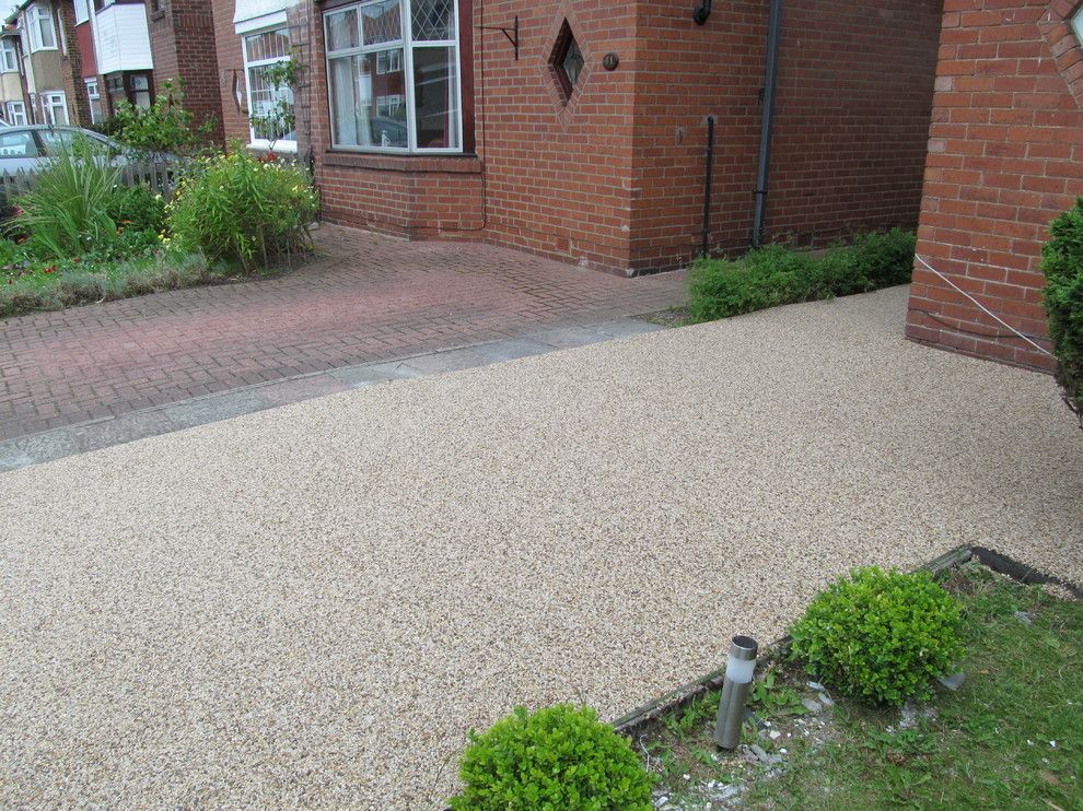 Platte Clay Electric for a Modern Exterior with a Resin Driveways Yorkshire and Resin Driveways Permeable Paving Resin Bound Gravel County Durham by Darren Hatton