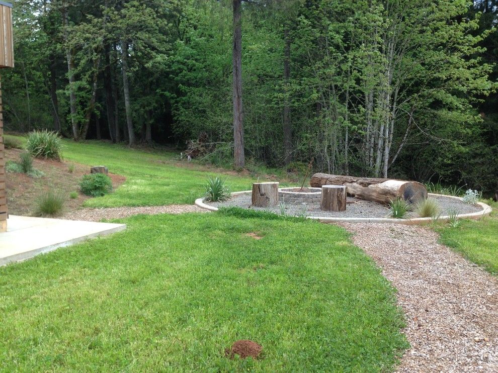 Portland Sand and Gravel for a Modern Landscape with a Gravel and North Plains House Fire Pit, Woods by Rachel's Landscape Design