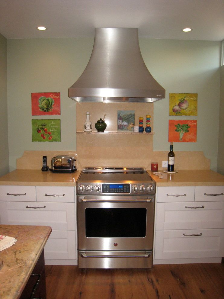 Rainforest Cafe Seattle for a Traditional Kitchen with a Vent a Hood Hood and Tuscan Farm House   Lido Isle by Marguerite Ann Parker Interior Design