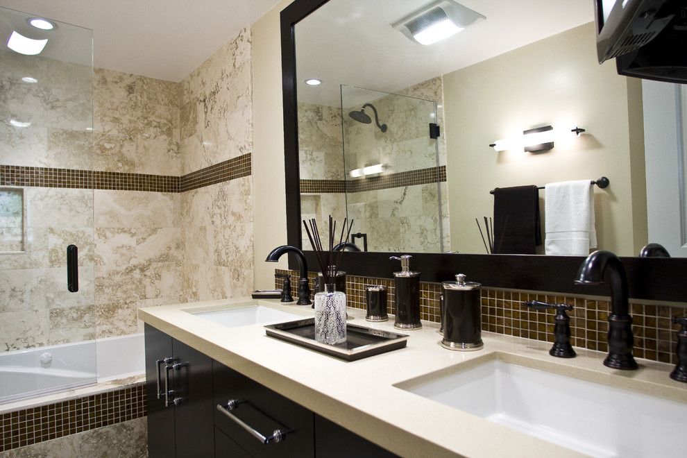 Replace Bathtub Faucet for a Contemporary Bathroom with a Shower Tile and Globus Builder by Globus Builder