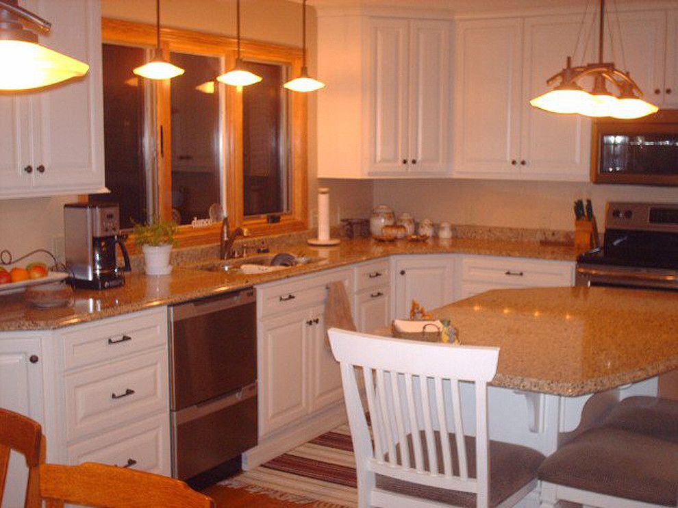 Rochester Appliance for a Traditional Kitchen with a Custom Island and Classic Remodel   Dassel by Hometown Kitchen & Bath