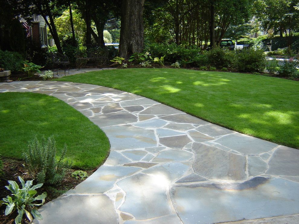 Sagamore Golf Course for a Traditional Landscape with a Atlanta Landscape Contractor and Irregular Bluestone Walkway by Botanica Atlanta | Landscape Design Build Maintain